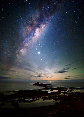 포토 JPG 해외이미지 별 바다 밤하늘 풍경 사람없음 야외 분위기 야간 감성 은하수 몽환 해외포토 자연요소 컨셉 자연 하늘 파일형식 이미지허브