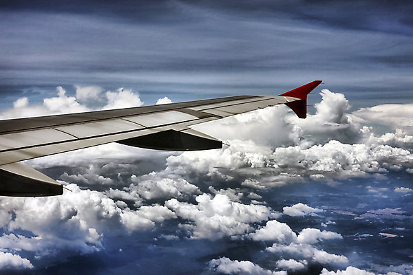 포토 JPG 해외이미지 구름 산업 여행 날개 비즈니스 교통시설 하늘 비행기 사람없음 파란색 화물 흰색 주식 고도 해외포토 자연요소 컬러 교통 항공교통 대중교통 금융 운송업 시설 파일형식 이미지허브