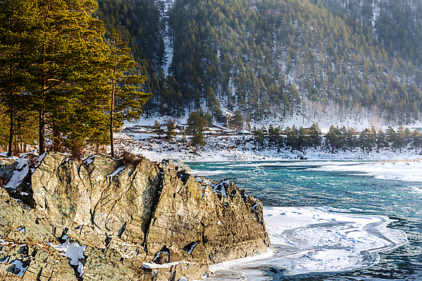 포토 JPG 해외이미지 나무 여행 겨울 자연 하늘 산 파노라마 풍경 사람없음 야외 물 파란색 강 반사 얼음 추위 숲 해외포토 자연요소 식물 계절 컬러 촬영기법 생태계 파일형식 이미지허브