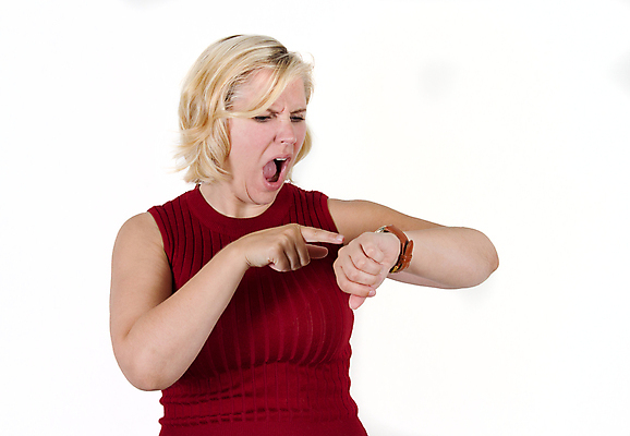 포토 JPG 해외이미지 주간 라이프스타일 얼굴 시계 한명 빨간색 금발 달리기 외침 분노 표현 시간 오픈 입 스웨터 손목 손목시계 확인 충격 포인트 마감 카피스페이스 해외포토 자연요소 1 헤어스타일 감정 컬러 상의 장신구 모션 사람 생활 신체부위 금융 소리 공백 파일형식 이미지허브