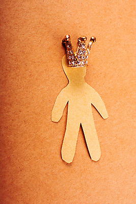 포토 JPG 해외이미지 종이 왕관 사람모양 실내 사람없음 미니어처 해외포토 모양 내부 모형 파일형식 이미지허브