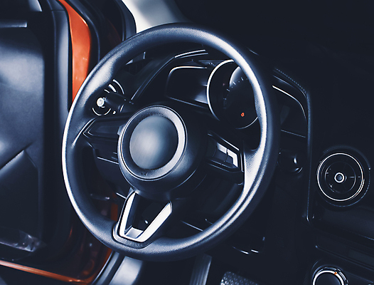 포토 JPG 해외이미지 디자인 산업 스포츠 교통시설 자동차 새로움 실내 손잡이 사람없음 내부 검은색 공연 운전 판넬 원형 운전사 고급 핸들 모터 계기판 자동 제어 스타일 해외포토 도형 직업 육상교통 컬러 교통 컨셉 모션 이벤트 시설 파일형식 이미지허브