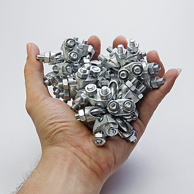 포토 JPG 해외이미지 디자인 산업 밧줄 백그라운드 안전 사람없음 금속 스트레칭 흰색 공구 나사 잡기 던지기 실 천 묘사 오브젝트 회전 잠금 클립 철사 볼트 긴장 조절 고립 철강 하드웨어 해외포토 감정 줄 컬러 모션 재질 컴퓨터 운동 도구 직물 보안 파일형식 이미지허브