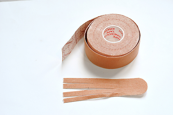 포토 JPG 해외이미지 라이프스타일 스포츠 분홍색 조각 백그라운드 근육 새로움 건강 사람없음 치료 가로 파란색 컬러풀 약 손상 고통 흰색 직물 대접 질병 두루마리 유연 천 근육질 붕대 테이프 안심 장애 고립 돌봄 공급 해외포토 감정 컬러 컨셉 의학 모션 문구용품 육류 생활 몸매 파일형식 이미지허브