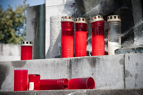 포토 JPG 해외이미지 종교 여행 풍경 사람없음 빨간색 바위 도시 포르투갈 타운 신앙심 옛날 왁스 해외포토 유럽 컬러 돌_바위 파일형식 이미지허브