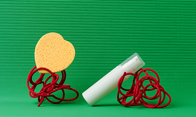 포토 JPG 해외이미지 실내 사람없음 화장품 엉킴 퍼프 공병 파우더퍼프 목업 브랜딩 초록배경 해외포토 백그라운드 내부 초록색 뷰티 병_담는 파일형식 이미지허브