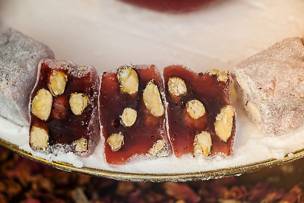 포토 JPG 해외이미지 전통 문화 커피 음식 백그라운드 다이어트 재료 디저트 이스탄불 사탕 요리 동양인 사람없음 과자 상점 기쁨 사막 견과류 달콤 맛 가루 설탕 먹기 상쾌 아로마 땅콩 호두 부드러움 코코넛 젤리 모음 칠면조 마멀레이드 피스타치오 개암 맛있는 튀르키예 해외포토 열매 감정 아시아 음료 컨셉 과일 모션 조류 건강 인종 한글 감각 잼 파일형식 이미지허브