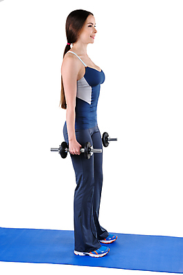 포토 JPG 해외이미지 백인 라이프스타일 여자 스포츠 발 근육 건강 한명 서기 들기 사람 성인 운동 아령 매트 흰색 무게 날씬함 연습 시작 출발 체육관 땀 송아지 고립 운동가 해외포토 서양인 1 새끼 컬러 컨셉 모션 생활 신체부위 소 몸매 파일형식 이미지허브