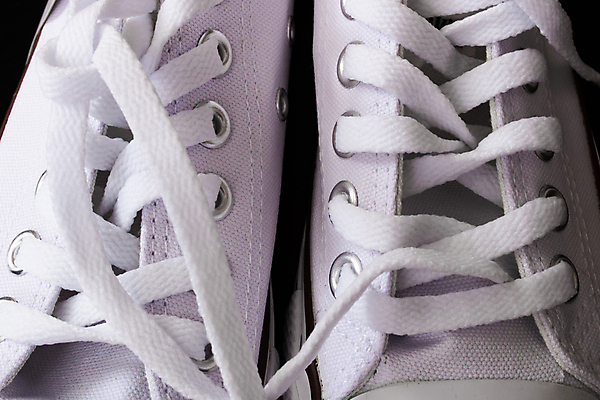 포토 JPG 해외이미지 커플 백그라운드 운동화 신발 사람없음 가로 달리기 운동 뷰티 유행 검은색 흰색 쌍 운동화끈 해외포토 컬러 관계 모션 건강 끈 파일형식 이미지허브