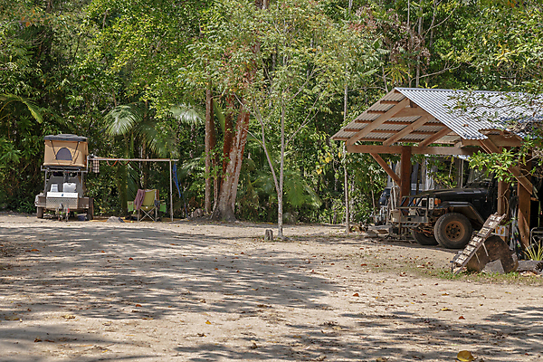 포토 JPG 해외이미지 나무 전통 여행 잎 의자 건축양식 자동차 자연 지붕 휴가 텐트 그림자 사람없음 초록색 여행객 환경 캠핑 호주 숲 오두막 옥상 승합차 트레일러 헛간 예산 옛날 부족함 해외포토 식물 건축 육상교통 컬러 가구 컨셉 승용차 레저 캠핑도구 사람 오세아니아 생태계 저장고 파일형식 이미지허브
