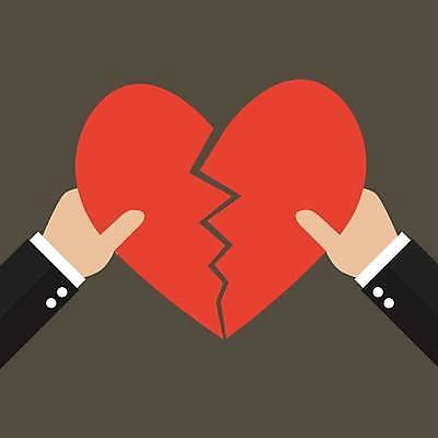 EPS 해외이미지 손 일러스트 비즈니스 모션 들기 신체부위 하트 깨짐 해외일러스트 모양 컨셉 사람 파일형식 벡터 이미지허브