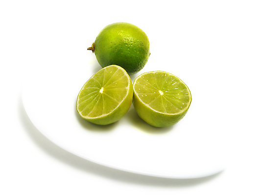 포토 JPG 해외이미지 식물 접시 음식 백그라운드 과일 재료 디저트 귤 건강 사람없음 초록색 빛 노란색 흰색 신선 우아함 달콤 맛 자르기 열대과일 유기농 날것 라임 비타민 건강식 내추럴 강렬 고립 숙성 채식주의자 맛있는 비건음식 해외포토 식기 웰빙 컬러 컨셉 모션 채식 영양소 파일형식 비건 이미지허브