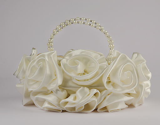 포토 JPG 해외이미지 손 디자인 옷 여자 패턴 가방 새로움 손잡이 사람없음 장식 빛 쇼핑 뷰티 장미 유행 상점 검은색 회색 핸드백 잡기 도시 화려 지갑 황금 고급 우아함 작음 큼 가죽 오브젝트 싱글 질감 소매 적재 고립 스트랩 파우치 스타일 해외포토 잡화 꽃 컬러 컨셉 무늬 모션 사람 신체부위 크기 파일형식 이미지허브