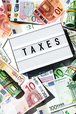 포토 JPG 해외이미지 지폐 실내 그림자 사람없음 흰배경 라이트박스 세금 해외포토 백그라운드 돈 내부 흰색 파일형식 이미지허브