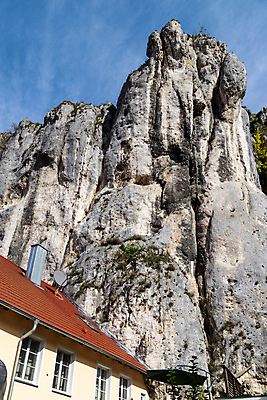 포토 JPG 해외이미지 구름 공원 여행 자연 하늘 산 독일 풍경 사람없음 목재 물 파란색 관광지 강 계곡 맑음 가을 바위 흰색 전원 역사 암초 보호구역 파멸 바이에른 산맥 해외포토 자연요소 나무 계절 공공시설 유럽 컬러 컨셉 재료 날씨 돌_바위 전기에너지 생태계 구역 파일형식 소멸 이미지허브