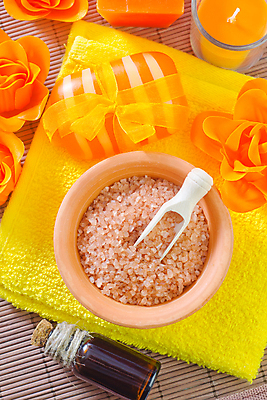 포토 JPG 해외이미지 리본 사람없음 수건 주황색 스파 아로마 스파용품 비누 향초 아로마테라피 스쿱 에센스 오일병 라벤더오일 입욕소금 해외포토 컬러 초 위생용품 화장품 미용용품 오일_화장품 오브젝트 소금 테라피 파일형식 이미지허브