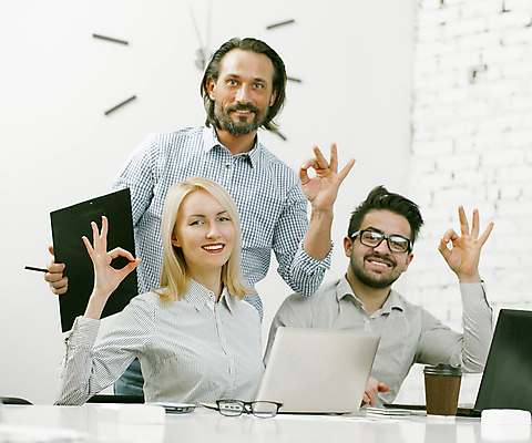 포토 JPG 해외이미지 남자 행복 비즈니스 사업가 성공 협력 설계 직장 실내 3 대화 미소 사람 세명 금융 노트북 빛 사무실 업무 작업 비즈니스맨 비즈니스우먼 그룹 계획 토론 승무원 무선전화기 동료 직원 보여주기 예복 해외포토 직업 옷 여자 감정 컨셉 회사 관계 모션 표정 말하기 내부 경제 전자제품 직장인 전화기 파일형식 이미지허브