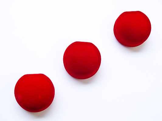 포토 JPG 해외이미지 기념일 결혼 결혼식 발렌타인데이 선물 사람없음 장식 빨간색 상자 우주 낭만 하트 축하 반지 오픈 원형 고급 우아함 컨테이너 보석 심볼 흰배경 다이아몬드 약혼 보물 고립 통일 해외포토 모양 도형 산업 컬러 백그라운드 컨셉 장신구 데이이벤트 이벤트 흰색 광석 약속 파일형식 이미지허브