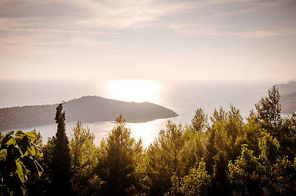 포토 JPG 해외이미지 유럽 바다 섬 여행 자연 하늘 표면 파노라마 사람없음 야외 물 빛 컬러풀 햇빛 태양 뷰티 반사 침묵 황혼 일몰 저녁 지중해 만족 그림 마법 크로아티아 내추럴 두브로브니크 우수 수평선 해외포토 자연요소 감정 나라 컬러 촬영기법 노을 소리 야간 절기 생태계 파일형식 이미지허브