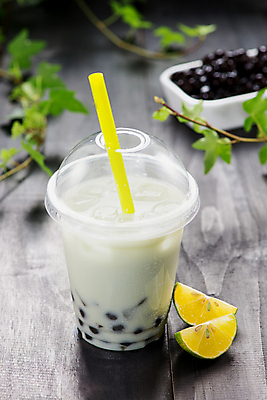 포토 JPG 해외이미지 그릇 잎 빨대 사람없음 한개 라임 플라스틱컵 버블티 타피오카펄 해외포토 식물 1 식기 음료 과일 컵 플라스틱 파일형식 이미지허브