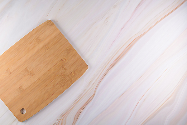 포토 JPG 해외이미지 주방용품 실내 사람없음 하이앵글 흰배경 대리석 나무도마 카피스페이스 해외포토 뷰포인트 생활용품 백그라운드 재료 도마 내부 목재 공백 흰색 파일형식 이미지허브