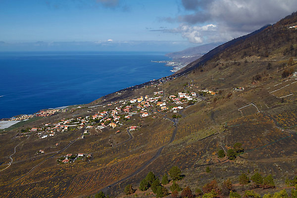 포토 JPG 해외이미지 전통 섬 여행 밭 자연 휴가 산 건조 따뜻함 파노라마 풍경 경사 사람없음 여행객 마을 힘 흙 산책 하이킹 사막 뜨거움 스페인 가장자리 정상 땅 부식 화산 용암 타운 대서양 다도해 전국 지질학 해외포토 교육 유럽 바다 농업 레저 휴식 촬영기법 사람 도시 둘레 생태계 파일형식 이미지허브