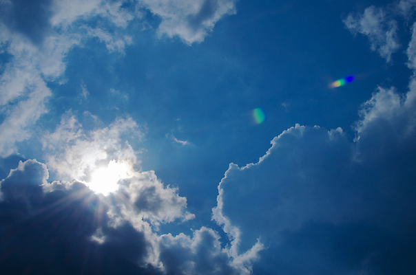 포토 JPG 해외이미지 구름 계절 종교 하늘색 백그라운드 겨울 자연 하늘 날씨 풍경 사람없음 야외 여름 파란색 빛 햇빛 태양 뷰티 맑음 봄 흰색 신선 분위기 수분 천국 흐림 산소 오존 해외포토 자연요소 컬러 컨셉 원소 생태계 파일형식 이미지허브