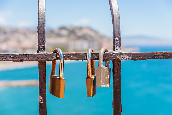 포토 JPG 해외이미지 전통 커플 행복 바다 결혼 컨셉 관계 열쇠 아이디어 함께함 자물쇠 발렌타인데이 손잡이 사랑 사람없음 야외 물 울타리 금속 우정 낭만 하트 접속 심볼 사인 부식 잠금 약혼 습관 고체 영원 철책 통일 해외포토 자연요소 모양 감정 데이이벤트 재질 이벤트 친구 담장 약속 보안 파일형식 이미지허브