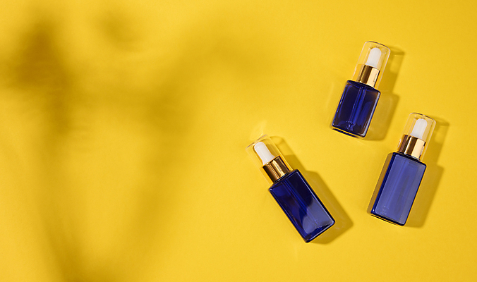 포토 JPG 해외이미지 실내 그림자 사람없음 화장품 공병 노란배경 앰플 목업 카피스페이스 해외포토 백그라운드 내부 뷰티 노란색 공백 병_담는 파일형식 이미지허브