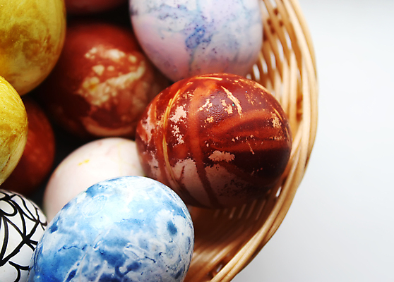 포토 JPG 해외이미지 전통 손 디자인 계절 행복 음식 백그라운드 컨셉 자연 휴가 부활절 선물 미술 이벤트 사람없음 장식 초록색 파란색 컬러풀 바구니 계란 축제 페인트 봄 수확 축하 그리기 닫기 둥지 4월 수집 심볼 사냥 많음 해외포토 기념일 감정 컬러 농업 모션 문화예술 신체부위 알 날짜 생태계 파일형식 이미지허브