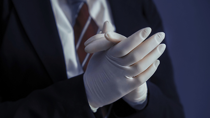 포토 JPG 해외이미지 직업 손 여자 장갑 백그라운드 넥타이 노동자 건강 안전 사람 두명 치료 흰색 업무 비즈니스우먼 바이러스 보호 일회용 가죽 오브젝트 팔 예복 고무 돌봄 라텍스 위생관리 전염병 헬프 살균 해외포토 잡화 옷 컬러 컨셉 비즈니스 의학 모션 관리 신체부위 작업 도움 직장인 질병 파일형식 이미지허브