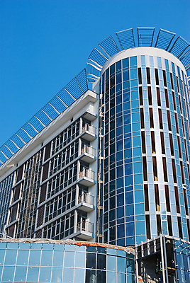 포토 JPG 해외이미지 건축물 산업 비즈니스 창문 모션 하늘 사람없음 건물 파란색 빛 사무실 태양 탑 블록 성장 도시 업무 재산 큼 땅 상업 상승 만들기 시멘트 리프트 공학 발판 대각선 진행 개발 철강 콘크리트 프로젝트 해외포토 자연요소 교육 건축 선 컬러 컨셉 금융 작업 크기 파일형식 이미지허브