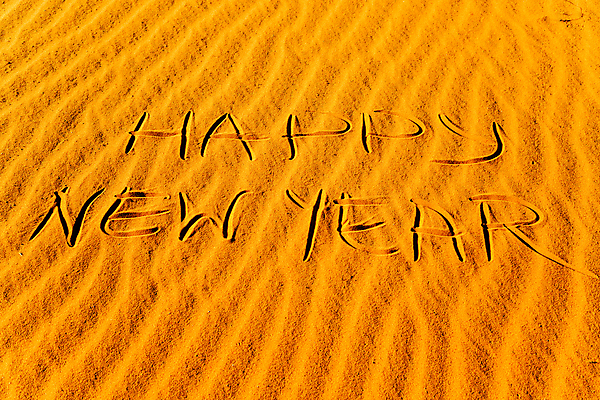 포토 JPG 해외이미지 행복 도로 모래 여행 백그라운드 컨셉 크리스마스 겨울 오렌지 텍스트 아프리카 자연 벽지 휴가 미래 새로움 기념 건조 이벤트 사람없음 야외 빛 햇빛 태양 노란색 여행객 일출 일몰 사막 자유 축하 황무지 12월 땅 연도 모래언덕 심볼 사인 지역 모로코 사하라 2018년 아랍어 2017년 해외포토 자연요소 계절 기념일 감정 나라 길 컬러 과일 교통시설 사람 노을 날짜 언덕 생태계 파일형식 이미지허브