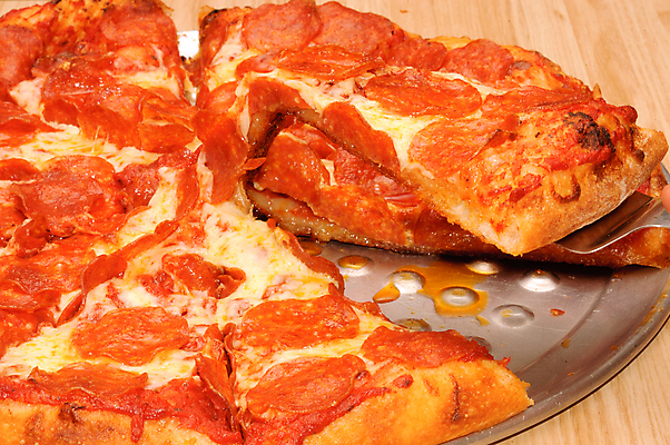 포토 JPG 해외이미지 음식 조각 토마토 채소 치즈 피자 육류 사람없음 식사 저녁식사 이탈리아 껍질 흰색 뜨거움 원형 플랫 오븐 맛 정크푸드 굽기 먹기 속도 매움 토핑 점심식사 고립 모짜렐라치즈 살라미 페퍼로니 해로움 맛있는 해외포토 도형 유럽 컬러 컨셉 식재료 모션 유제품 패스트푸드 서양음식 가전제품 소시지 구이 파일형식 이미지허브