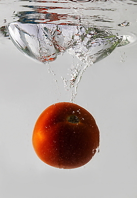 포토 JPG 해외이미지 음료 음식 파도 백그라운드 농업 다이어트 토마토 채소 재료 모션 자연 유리 검은배경 건강 사람없음 빨간색 물 검은색 주스 거품 폭포 젖음 에너지 신선 투명 액체 맛 떨어짐 다이빙 역동적 내추럴 고립 숙성 스플래쉬 맛있는 해외포토 자연요소 산업 바다 컬러 컨셉 재질 수영 생태계 수중스포츠 파일형식 이미지허브