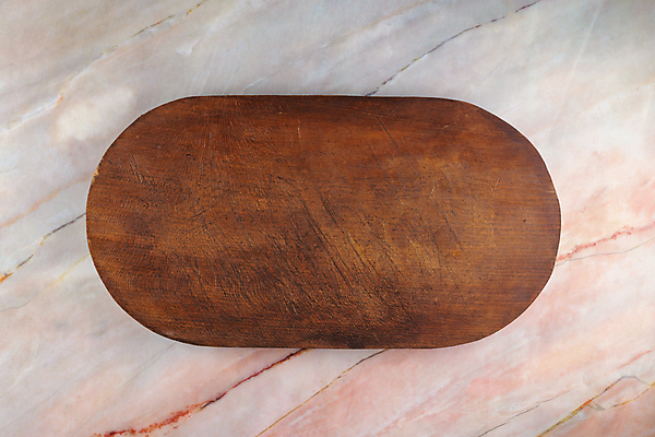 포토 JPG 해외이미지 주방용품 실내 사람없음 하이앵글 흰배경 대리석 나무도마 카피스페이스 해외포토 뷰포인트 생활용품 백그라운드 재료 도마 내부 목재 공백 흰색 파일형식 이미지허브