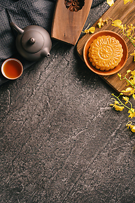 포토 JPG 해외이미지 디저트 실내 사람없음 하이앵글 찻잔 찻주전자 카피스페이스 월병 나무배경 해외포토 음식 뷰포인트 백그라운드 주전자 잔 내부 과자 공백 중국전통 파일형식 이미지허브