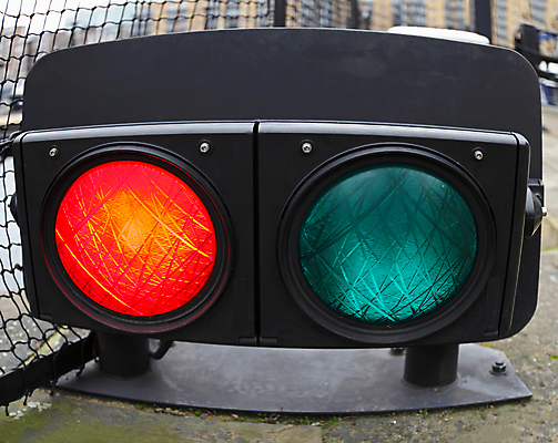 포토 JPG 해외이미지 전등 사람없음 빨간색 빛 묘사 사인 신호 해외포토 컬러 조명 파일형식 이미지허브