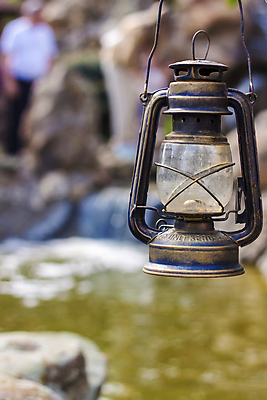 포토 JPG 해외이미지 전통 디자인 문화 백그라운드 창문 유리 불 주택 매달리기 미술 사람없음 내부 목재 장식 빛 금속 방 장비 수확 골동품 흰색 시골 등불 램프 역사 재산 야간 이슬람교 오브젝트 복고 연료 가스 그런지 석고 아랍어 옛날 화상 해외포토 자연요소 나무 종교 컬러 농업 재료 모션 재질 문화예술 조명 건물 금융 상처 파일형식 이미지허브