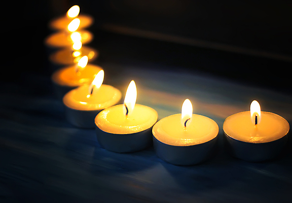 포토 JPG 해외이미지 1 전통 계절 행복 별 백그라운드 크리스마스 촛불 탁자 휴가 불꽃 사람없음 목재 장식 빨간색 빛 갈색 우주 축제 어둠 침묵 나뭇가지 축하 신용카드 우아함 야간 12월 배열 보케 문학 마법 빛망울 12 연소 카피스페이스 해외포토 자연요소 나무 기념일 감정 컬러 가구 컨셉 재료 초 불 금융 숫자 소리 공백 날짜 파일형식 이미지허브