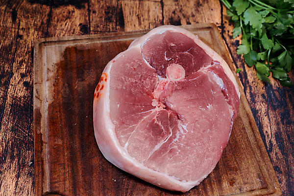 포토 JPG 해외이미지 음식 조각 크리스마스 탁자 파슬리 육류 돼지고기 요리 사람없음 목재 주방 식사 신선 팔레트 맛 자르기 굽기 먹기 유기농 햄 날것 등심 생식 정육점 해외포토 나무 웰빙 기념일 가구 컨셉 채소 식재료 재료 모션 상점 구이 파일형식 이미지허브
