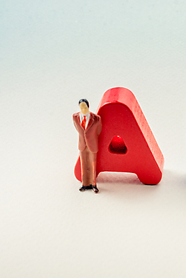 포토 JPG 해외이미지 알파벳 실내 영어교육 사람없음 블록 흰배경 교구 인물미니어처 A 해외포토 영어 교육 백그라운드 내부 미니어처 흰색 파일형식 이미지허브