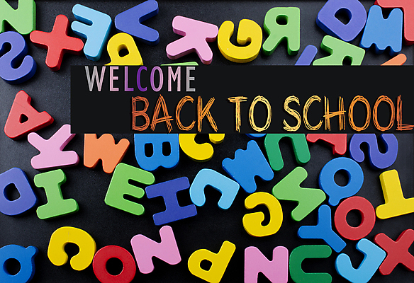 포토 JPG 해외이미지 알파벳 검은배경 실내 영어교육 타이포그라피 사람없음 블록 가득함 교구 해외포토 문자 영어 교육 백그라운드 내부 검은색 파일형식 이미지허브