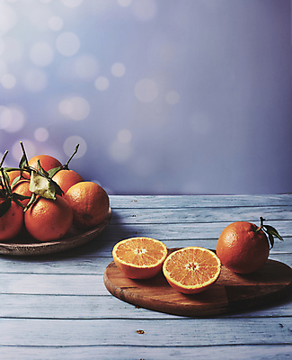 포토 JPG 해외이미지 계절 음료 음식 조각 잎 다이어트 오렌지 과일 자연 유리 탁자 귤 나선형 건강 사람없음 목재 초록색 빛 식사 주스 에너지 소용돌이 껍질 흰색 신선 원형 달콤 오렌지주스 먹기 피부 오브젝트 유기농 날것 내추럴 숙성 핸드메이드 해외포토 도형 나무 식물 웰빙 컬러 가구 무늬 재료 모션 재질 신체부위 회오리 맛 과일주스 생태계 파일형식 이미지허브