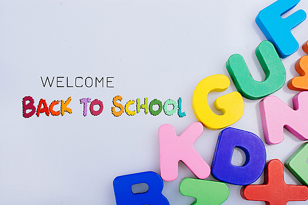 포토 JPG 해외이미지 알파벳 실내 영어교육 타이포그라피 사람없음 블록 흰배경 교구 카피스페이스 해외포토 문자 영어 교육 백그라운드 내부 공백 흰색 파일형식 이미지허브