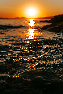 포토 JPG 해외이미지 바다 하늘 사람없음 야외 아웃포커스 일몰 야간 해외포토 자연요소 촬영기법 노을 파일형식 이미지허브