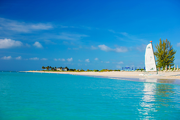 포토 JPG 해외이미지 주간 요트 하늘 해변 사람없음 야외 여름 맑음 여름풍경 휴양지 카리브해 해외포토 자연요소 계절 바다 배_교통 날씨 풍경 장소 파일형식 여름_계절 이미지허브