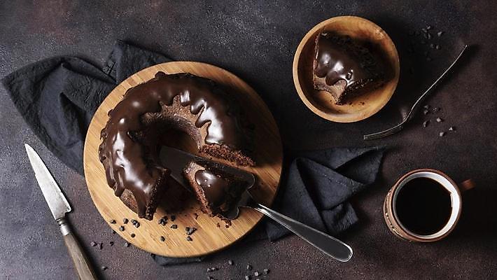 포토 JPG 해외이미지 백그라운드 검은배경 디저트 사람없음 나이프 달콤 초코케이크 해외포토 식기 음식 케이크 검은색 칼 맛 파일형식 이미지허브