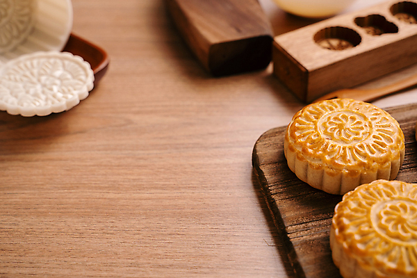 포토 JPG 해외이미지 디저트 실내 사람없음 아웃포커스 나무틀 월병 나무배경 해외포토 음식 백그라운드 촬영기법 틀 내부 과자 중국전통 파일형식 이미지허브