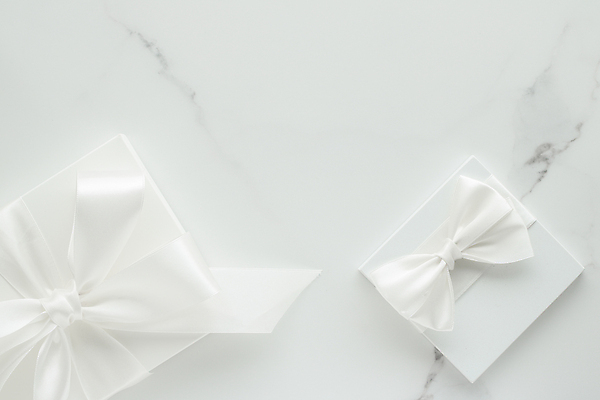 포토 JPG 해외이미지 리본 포장 사람없음 선물상자 흰색 오브젝트 대리석 해외포토 컬러 재료 선물 상자 파일형식 이미지허브